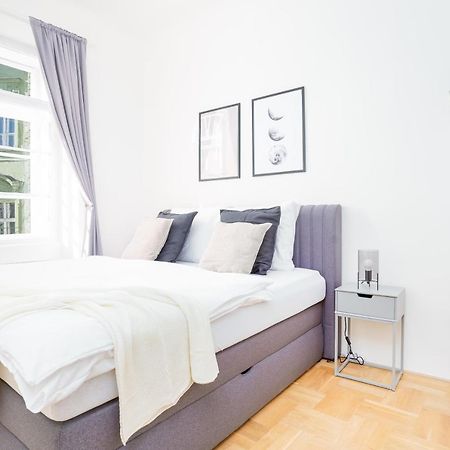 Prague Days - Bright Apartment - Old Town Exterior foto