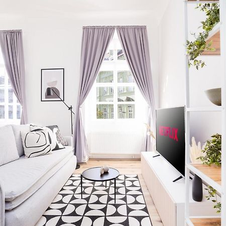 Prague Days - Bright Apartment - Old Town Exterior foto