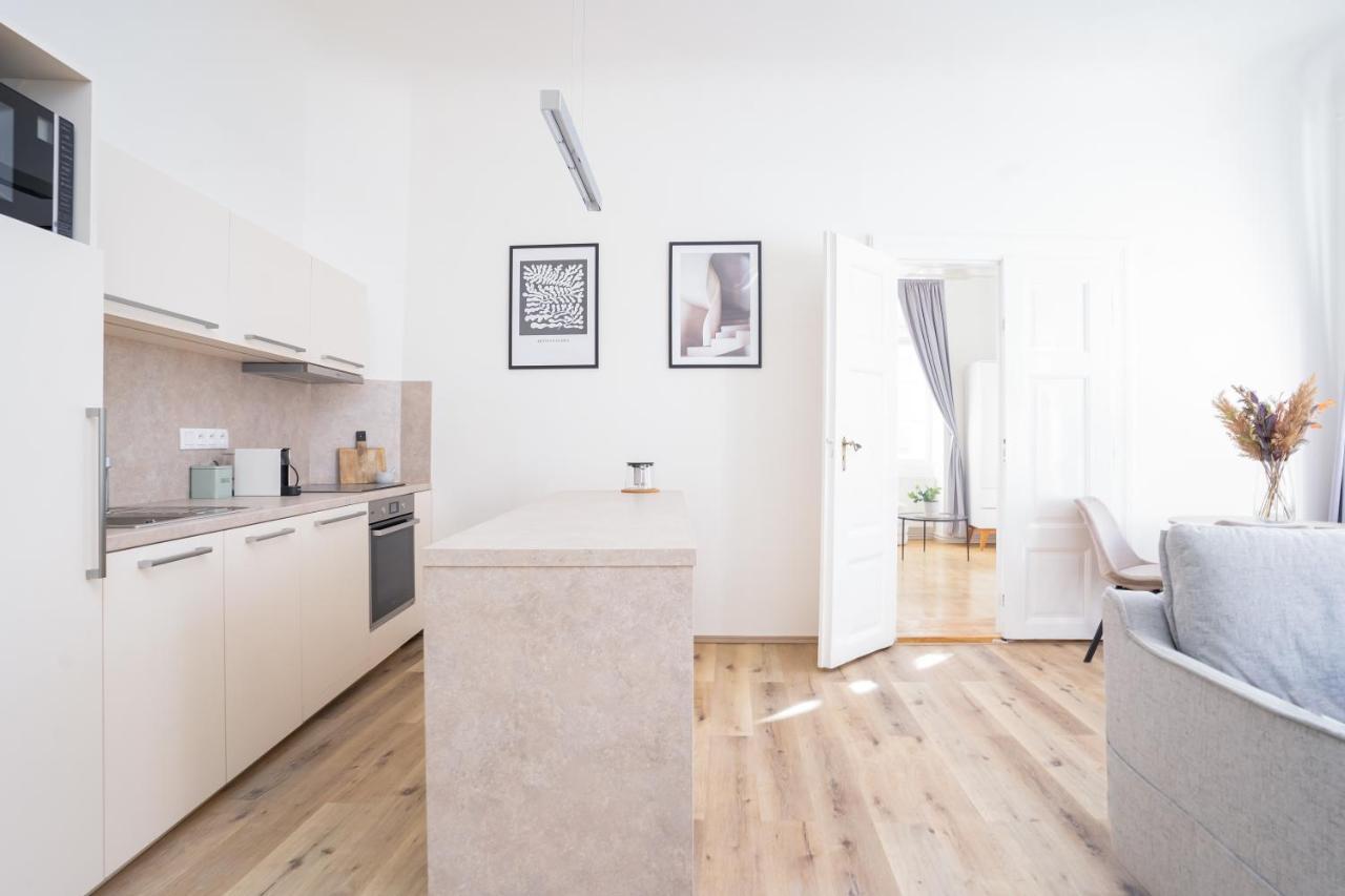 Prague Days - Bright Apartment - Old Town Exterior foto